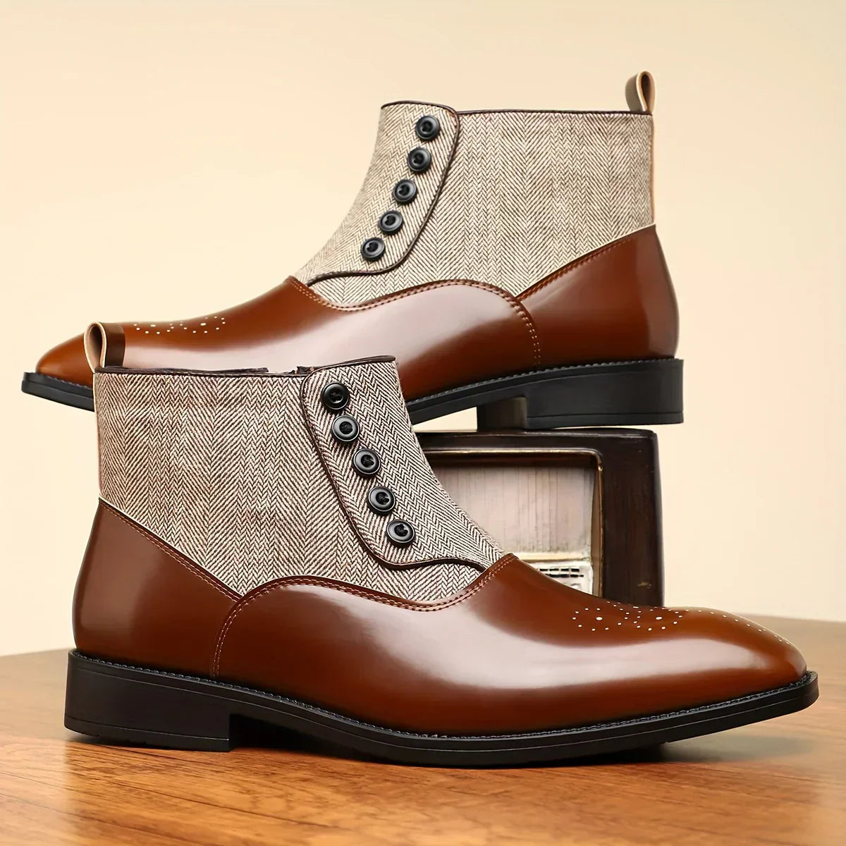 Pat | Chelsea Boots