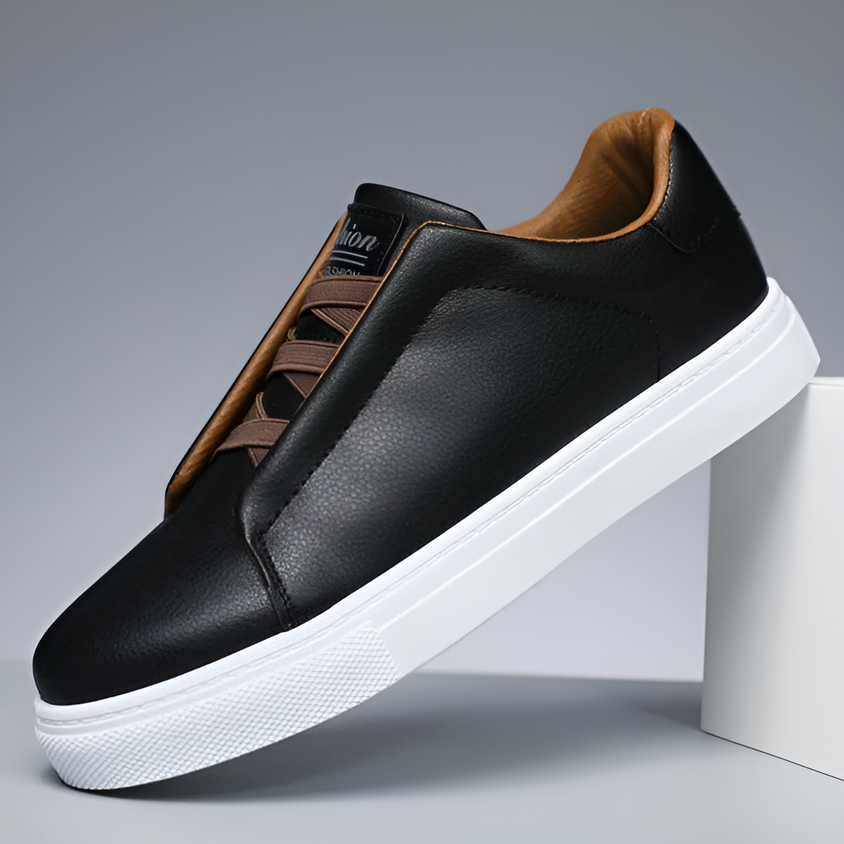 Hugh | Comfortable Sneakers