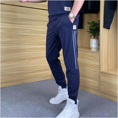Steve | MEN'S SUIT IN LUXURY MATERIAL WITH ELASTIC
